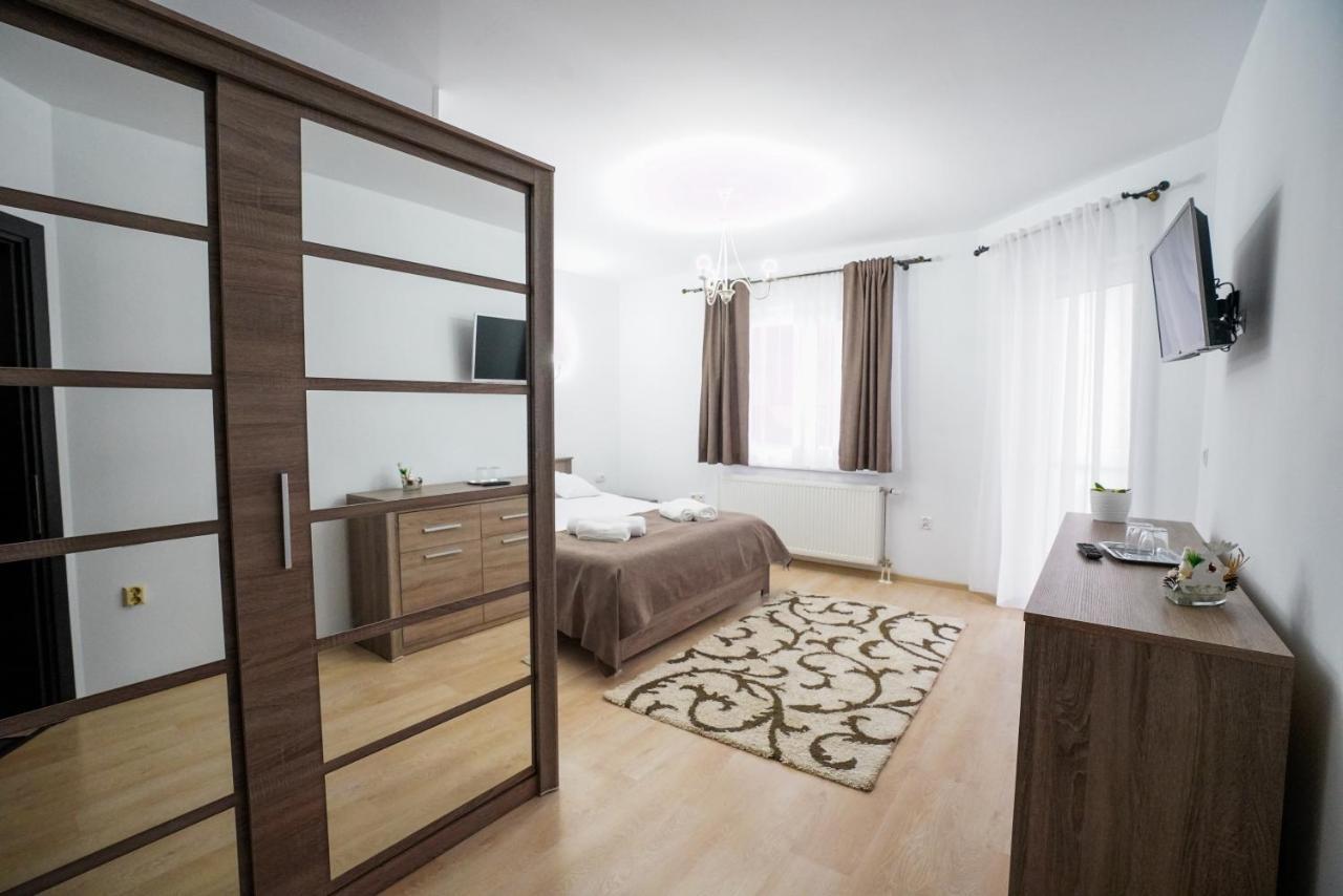 Hotel Casa Alessias Vişeu de Sus Zewnętrze zdjęcie