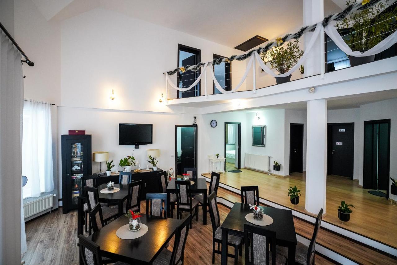 Hotel Casa Alessias Vişeu de Sus Zewnętrze zdjęcie